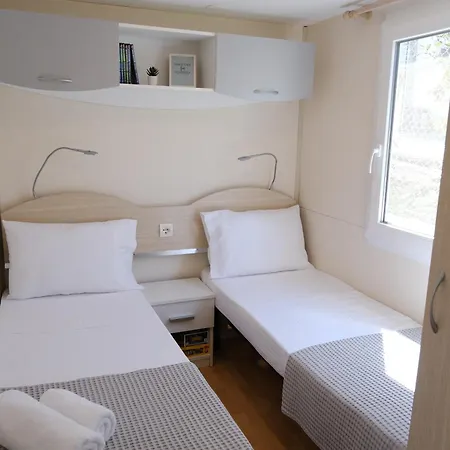 Sunset House 펜션 *