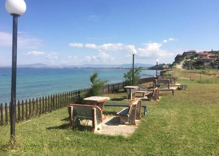 Sunset House 尼坡帝